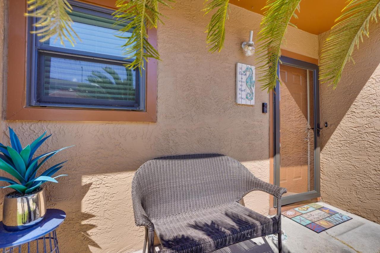 Holiday home Sun-dappled Pcb Retreat With Multiple Pools!